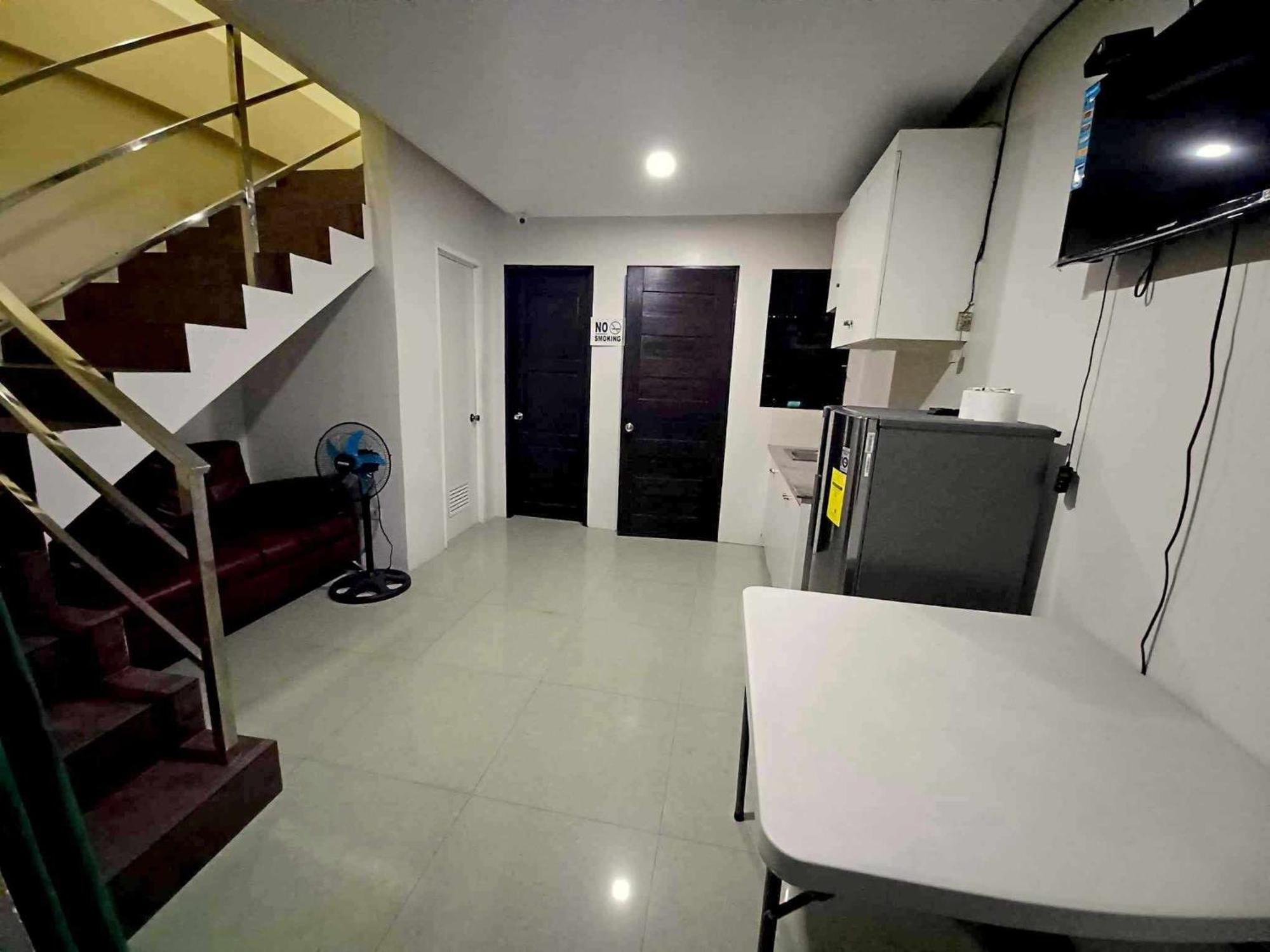2020 Travelers Inn Dumaguete City Exteriér fotografie