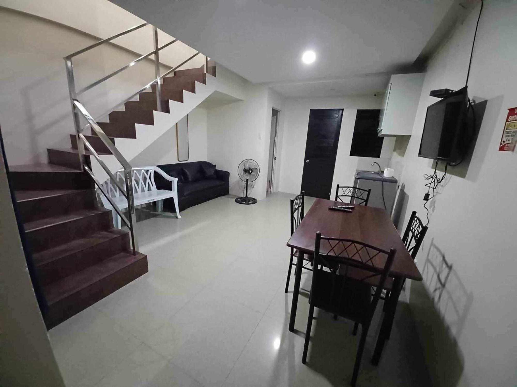 2020 Travelers Inn Dumaguete City Exteriér fotografie