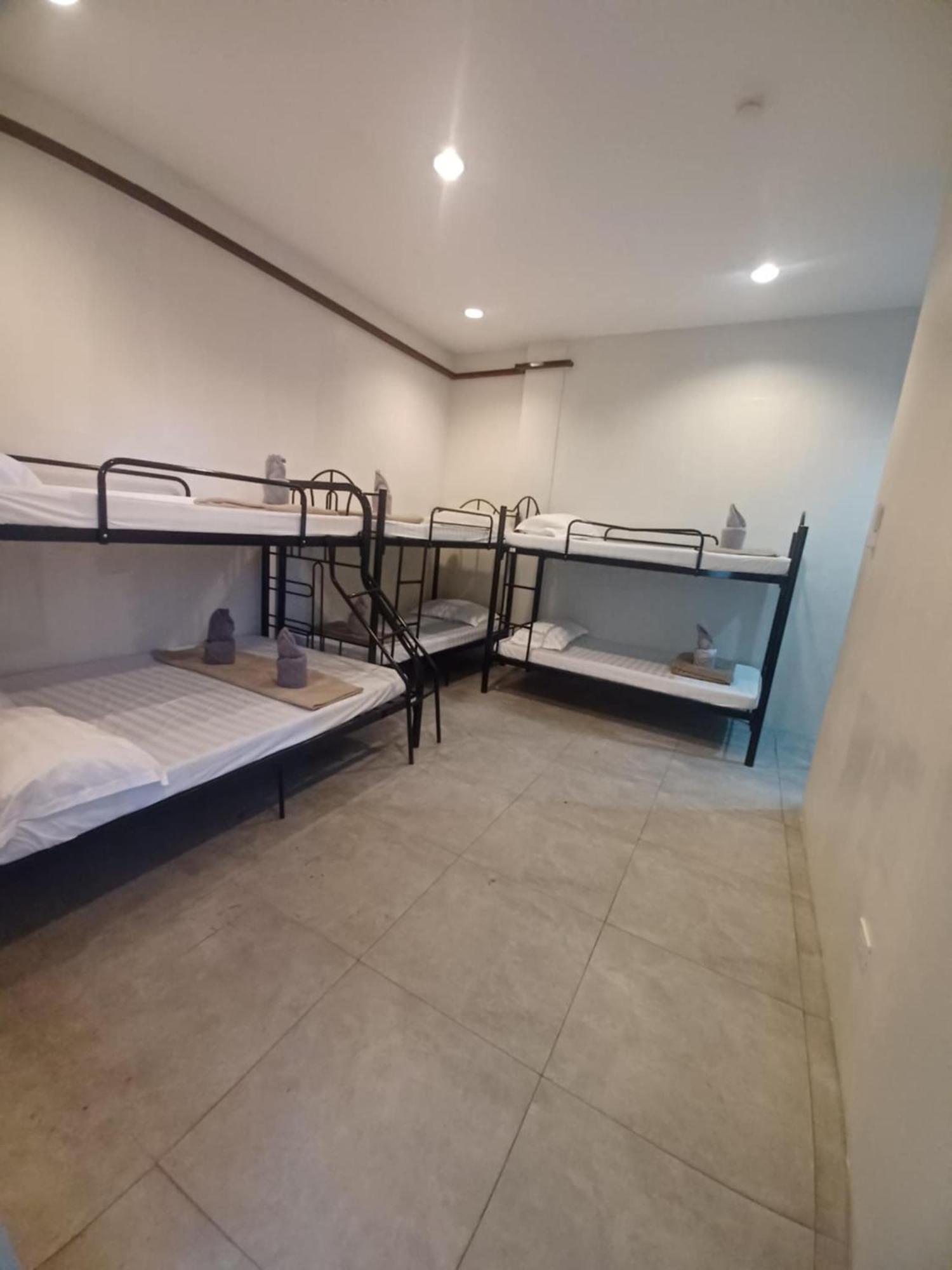 2020 Travelers Inn Dumaguete City Exteriér fotografie